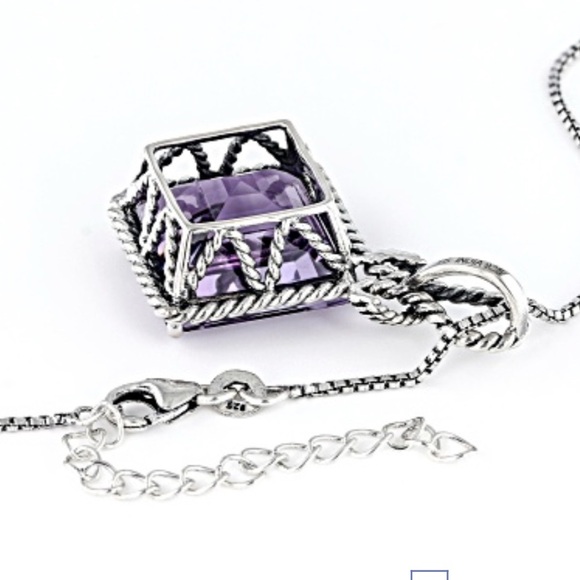 14.50ct Square Brazilian Amethyst 925 Silver Solitaire Pendant With 18" chain. - Picture 4 of 6